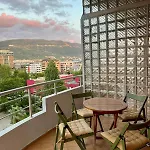 Daire Mountain & View, Large Balcony Flat In *