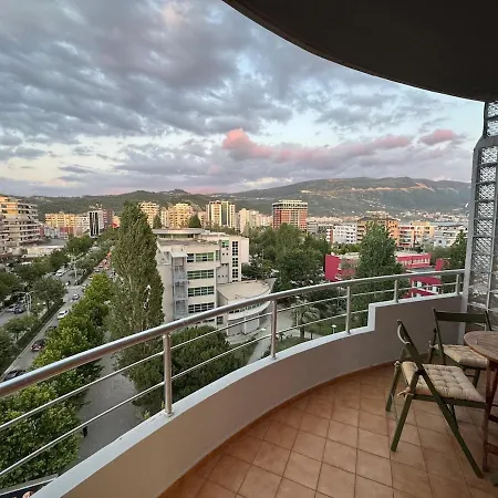 Appartamento Mountain & View, Large Balcony Flat In *