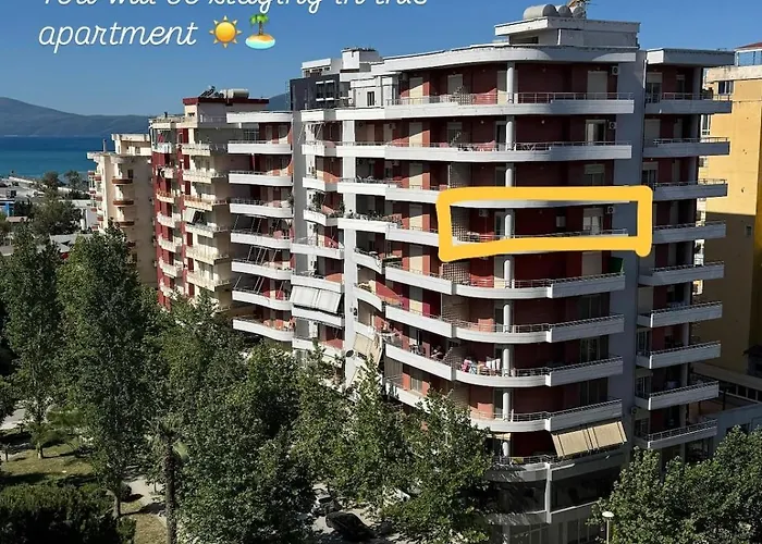 Mountain & View, Large Balcony Flat In Apartment Vlore